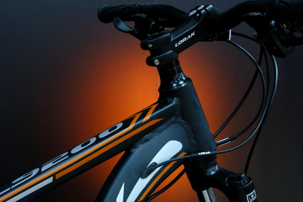 Lorak Sel 9200 Матовый Чёрный/Коричневый 17р (на раму 155-173)