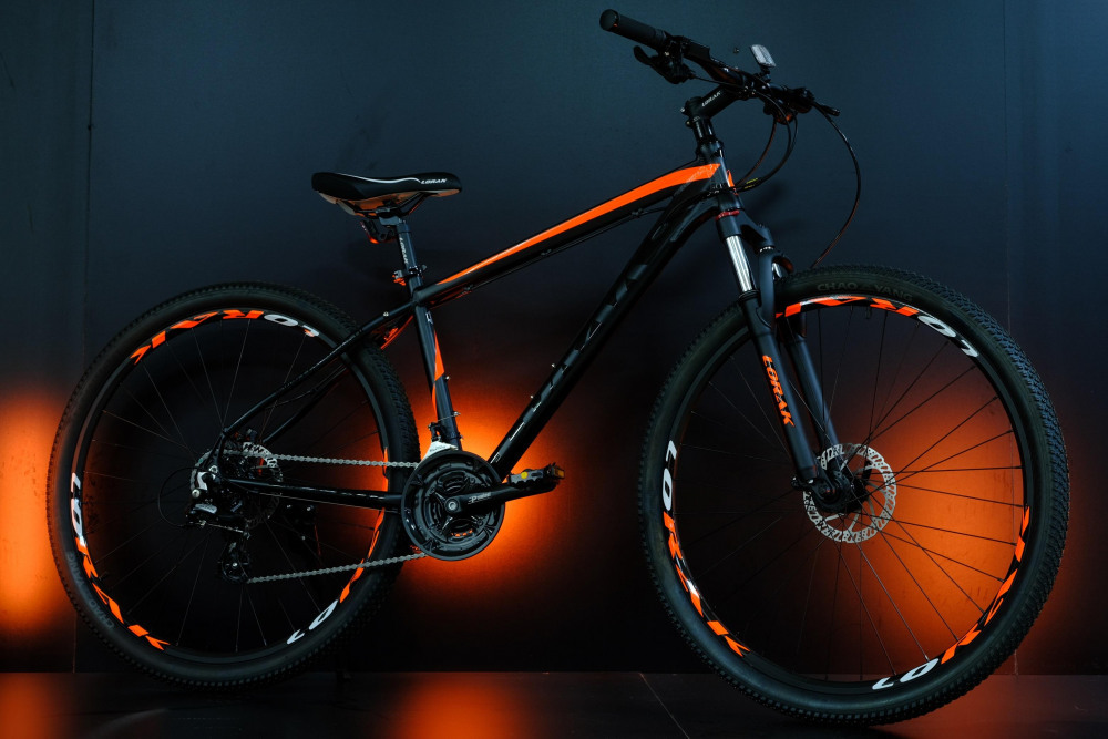 Lorak Sel 9150 Матовый Чёрный/Оранжевый 17р (на рост 155-173)